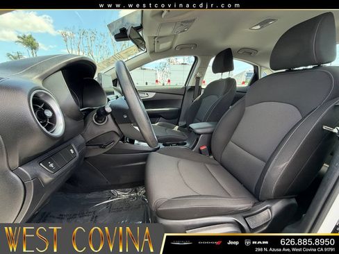 Used 2023 Kia Forte LXS FWD image 25