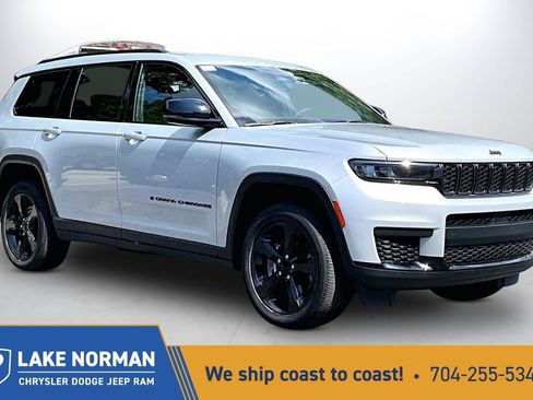 Used 2023 Jeep Grand Cherokee L Laredo AWD/4WD image 1
