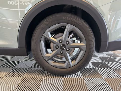 New 2026 Kia K4 LXS FWD image 7