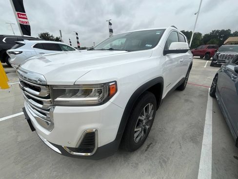 Used 2023 GMC Acadia SLT AWD/4WD image 1