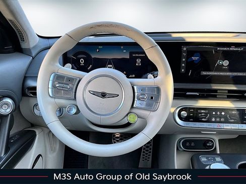 Used 2023 Genesis GV60 Performance image 8