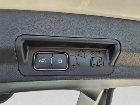 New 2026 Ford Explorer Platinum w/ LUX Leather Package AWD/4WD image 26
