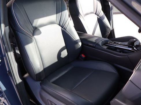 Used 2025 Toyota Crown Signia image 13