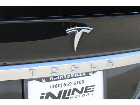 Used 2018 Tesla Model X 75D AWD/4WD image 29