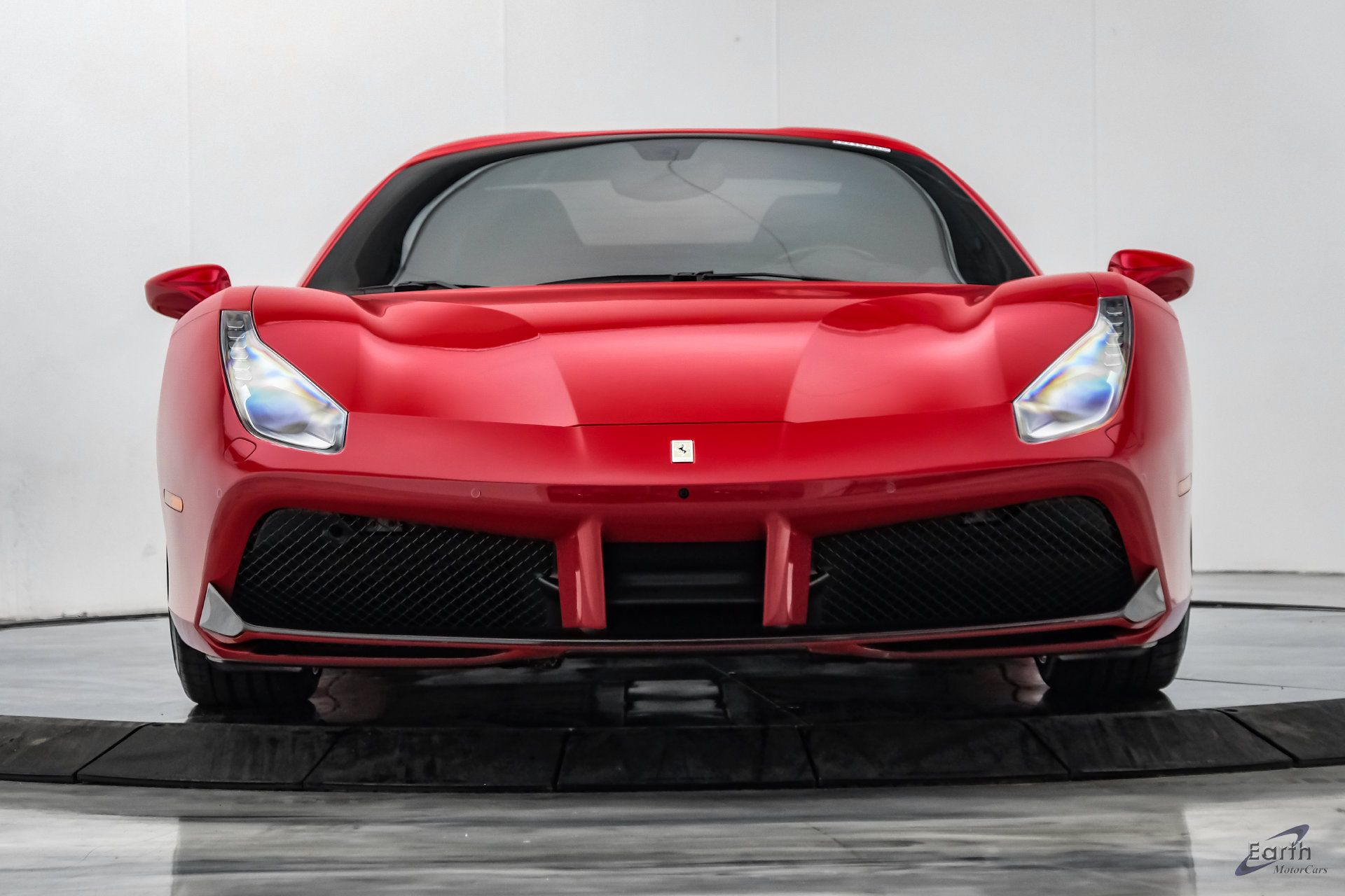 Used 2018 Ferrari 488 Spider RWD image 40