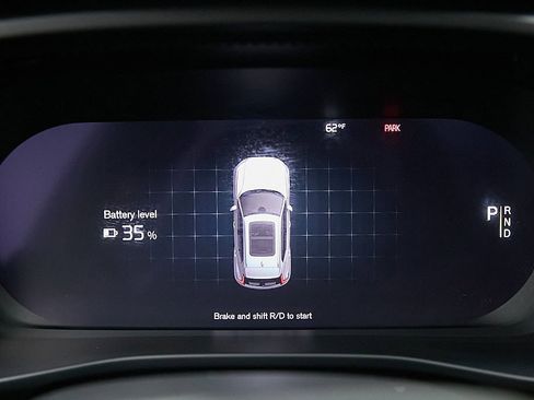 Certified 2023 Volvo XC40 Recharge Ultimate image 28