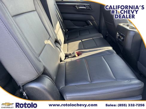 Used 2025 Chevrolet Tahoe Z71 AWD/4WD image 11