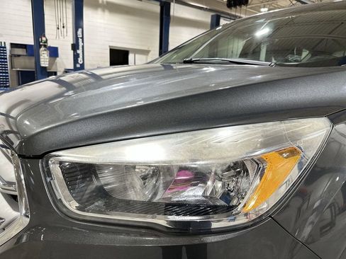 Used 2019 Ford Escape SE image 27