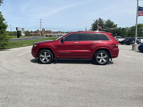 Used 2015 Jeep Grand Cherokee Overland AWD/4WD image 2