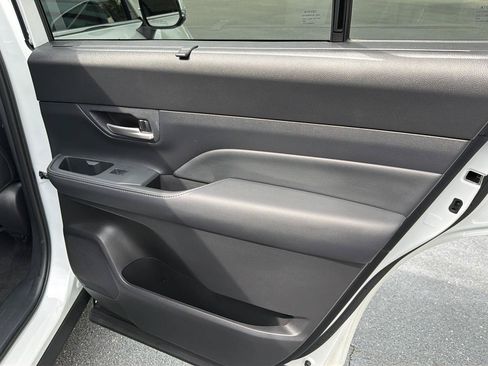 Used 2025 Toyota Grand Highlander FWD image 15