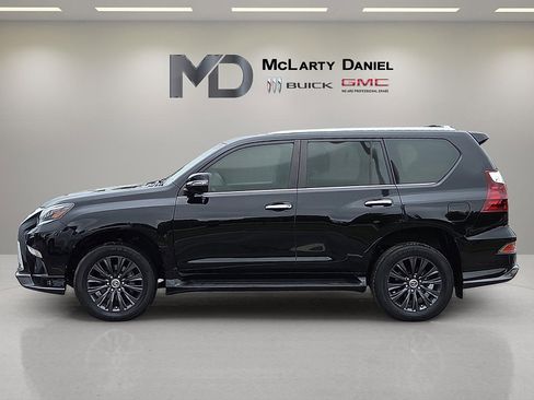 Used 2020 Lexus GX 460 Premium image 3