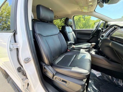 Used 2019 Ford Ranger Lariat w/ Black Appearance Package AWD/4WD image 18