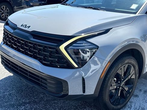 Certified 2025 Kia Sportage X-Line w/ Premium Package AWD/4WD image 10