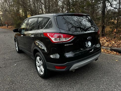 Used 2014 Ford Escape SE image 6