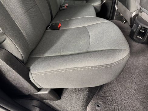 Used 2024 RAM 3500 Tradesman w/ Chrome Appearance Group image 27