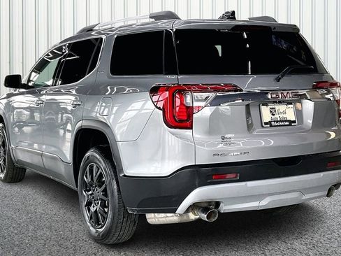 Used 2023 GMC Acadia SLT image 4