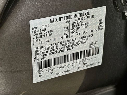 Certified 2025 Ford Explorer ST-Line w/ ST-Line Street Pack AWD/4WD image 22