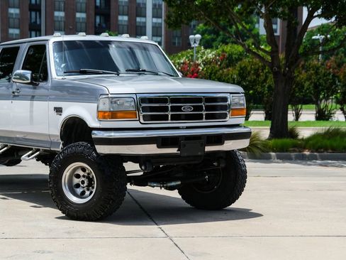 Used 1997 Ford F350 4x4 Crew Cab image 3