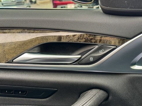 Used 2018 BMW 530i xDrive image 26