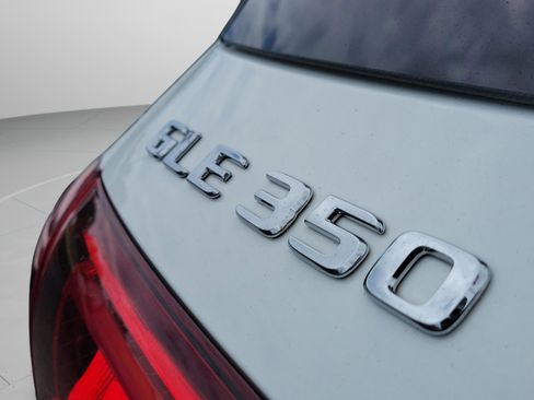 Certified 2021 Mercedes-Benz GLE 350 4MATIC image 32