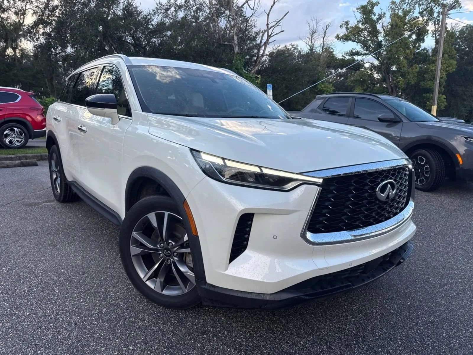 Used 2023 INFINITI QX60 Luxe w/ Cargo Package AWD/4WD image 6