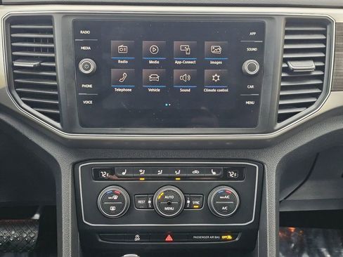 Used 2019 Volkswagen Atlas SE w/ Towing Package image 31