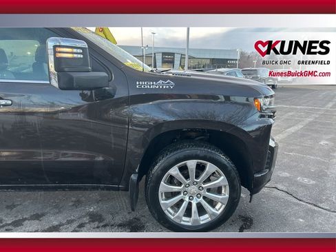 Used 2020 Chevrolet Silverado 1500 High Country w/ Technology Package image 13