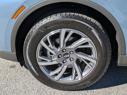 Used 2025 Lincoln Corsair FWD w/ Equipment Group 101A image 14