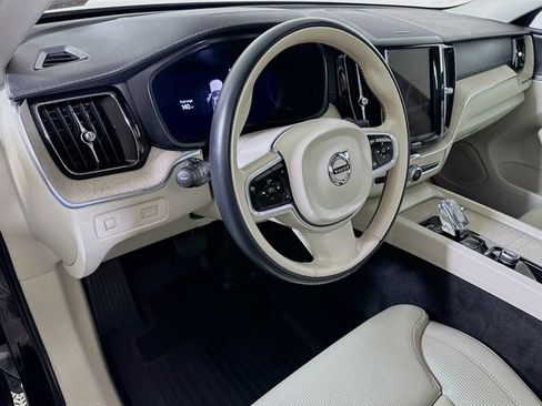 Used 2022 Volvo XC60 B5 Inscription w/ Advanced Package image 10