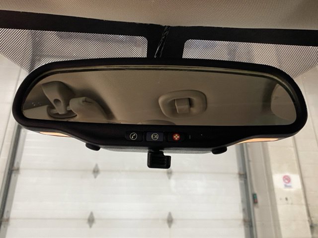 Used 2009 Pontiac G5 w/ Sun And Sound Package FWD image 17