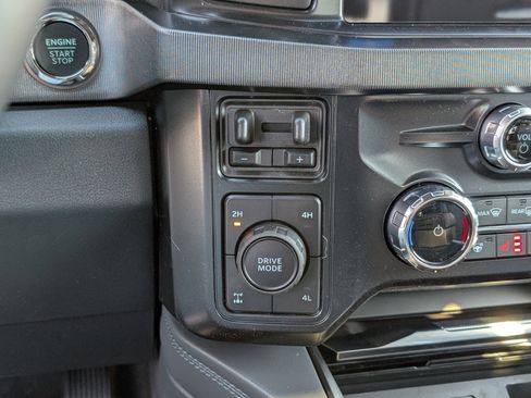 New 2026 Ford F250 Platinum image 29