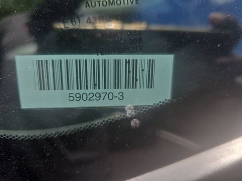 Used 2025 Honda Civic Sport image 9