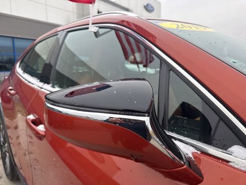 Used 2019 Lexus UX 200 w/ Accessory Package 2 image 11