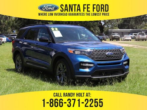 Used 2022 Ford Explorer XLT w/ Equipment Group 202A image 1