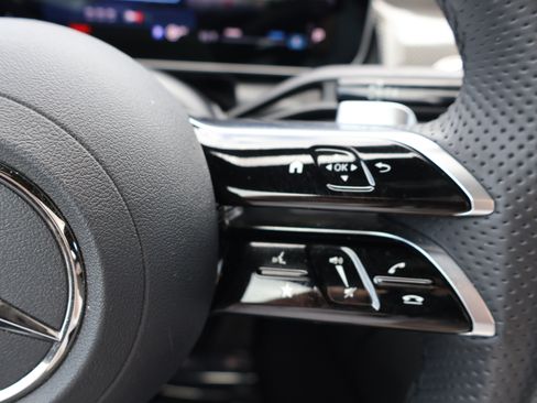 Certified 2026 Mercedes-Benz GLC 300 image 36