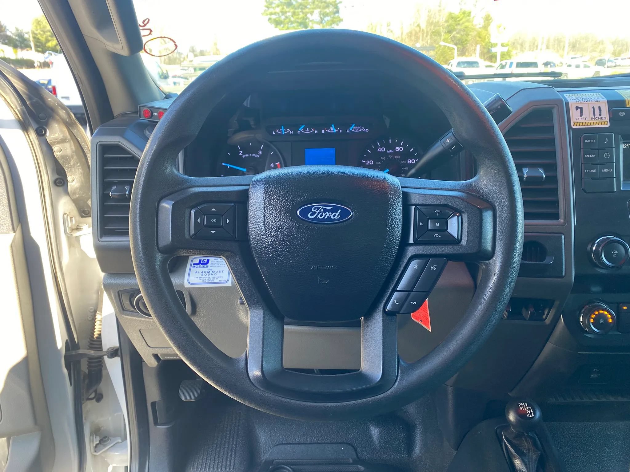 Used 2019 Ford F550 4x4 Regular Cab Super Duty image 11