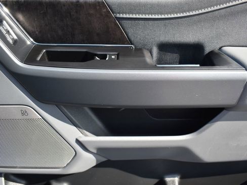 Used 2021 Ford F150 Lariat w/ Equipment Group 502A High image 15