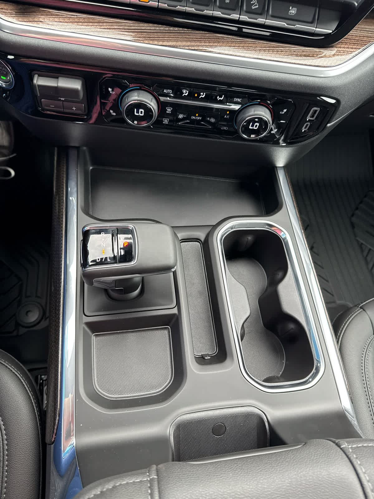 New 2026 Chevrolet Silverado 1500 RST w/ RST All Star Premium Package AWD/4WD image 23