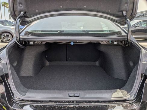 New 2026 Nissan Sentra SR w/ Floor Mat Package image 20