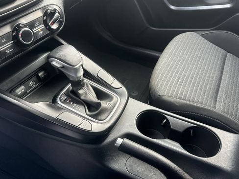 Used 2021 Kia Soul S image 22