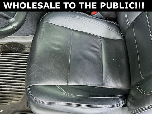 Used 2017 Toyota Camry XLE image 19