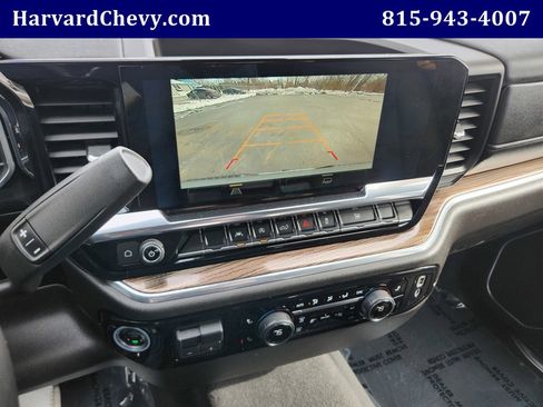 Used 2025 Chevrolet Silverado 1500 LT image 10
