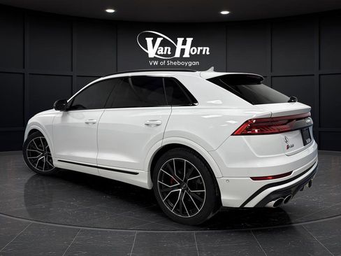 Used 2023 Audi SQ8 Prestige w/ Prestige Package image 3