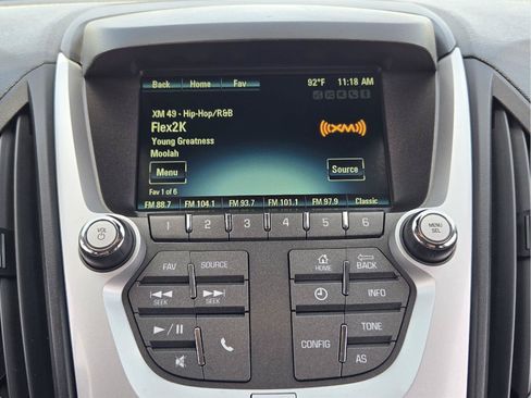 Used 2017 Chevrolet Equinox LT FWD image 15
