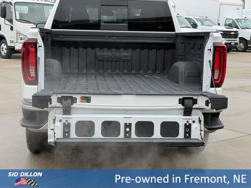 Used 2022 GMC Sierra 1500 SLT w/ SLT Premium Plus Package image 5