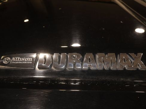 Used 2015 GMC Sierra 2500 SLT w/ Duramax Plus Package AWD/4WD image 21
