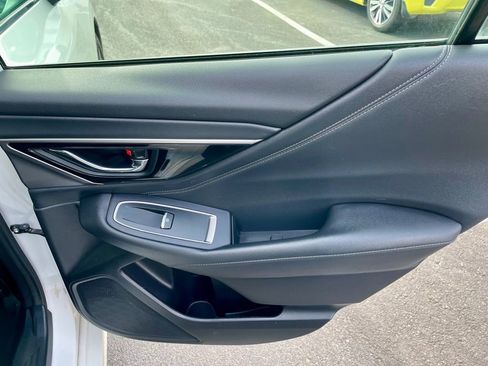 Used 2020 Subaru Legacy Limited image 9