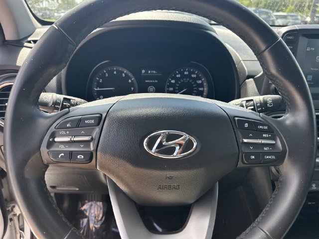 Certified 2021 Hyundai Kona Limited w/ Cargo Package FWD image 19