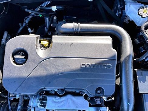 Used 2023 Chevrolet Malibu LT image 31