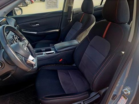 Certified 2024 Nissan Sentra SR FWD image 10